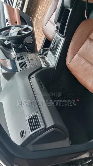 Mercedes-Benz C200 2015