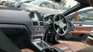 Mercedes-Benz C200 2015