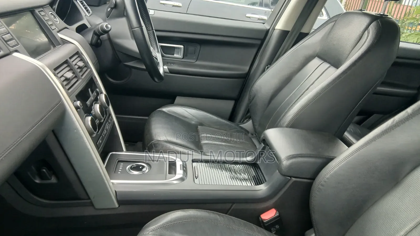 Land Rover Discovery 2018