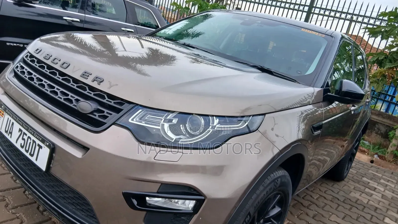 Land Rover Discovery 2018