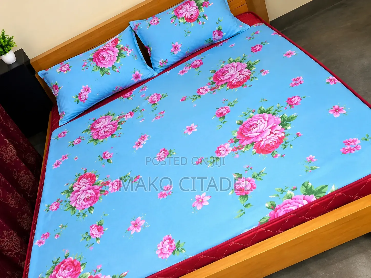 6 X 6 Bed''without' {Mattress} Modern Style.Ekitanda Olutalo Mufaliso