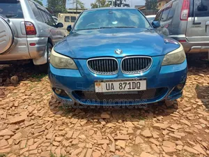 BMW 525i 2008 Blue