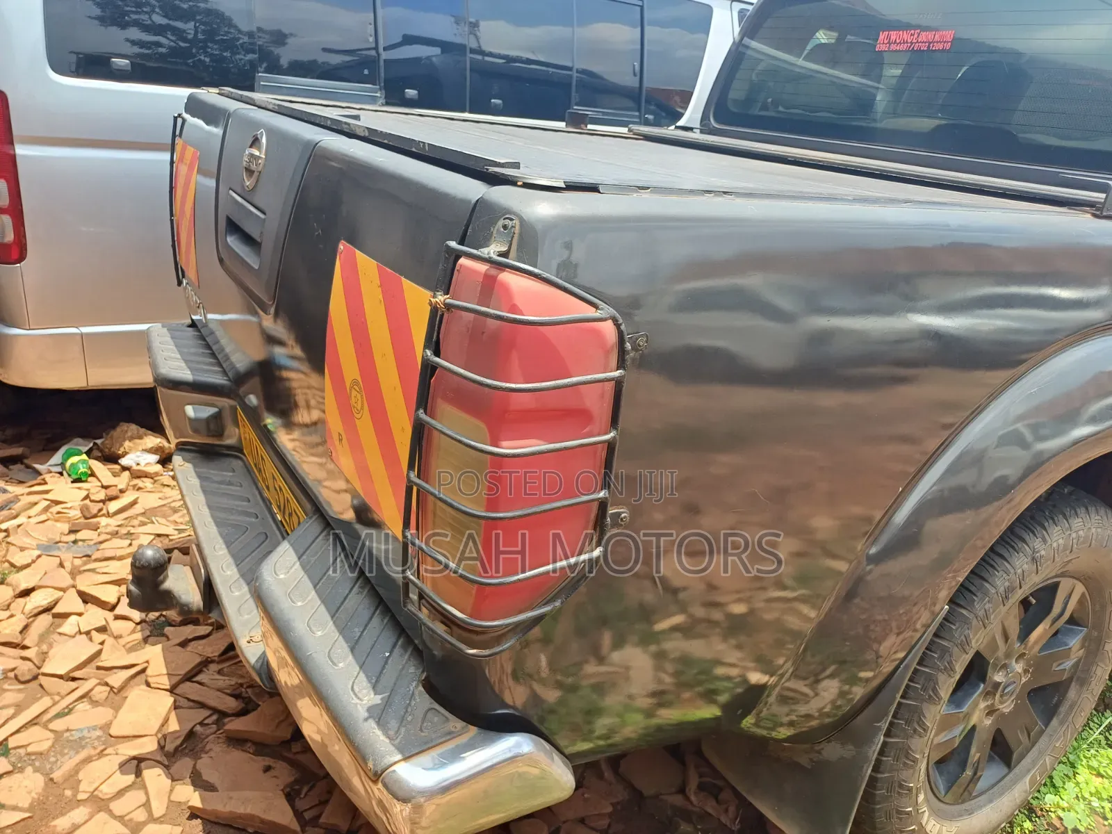 Nissan Navara 2.5 dCi Automatic 2012 Gray