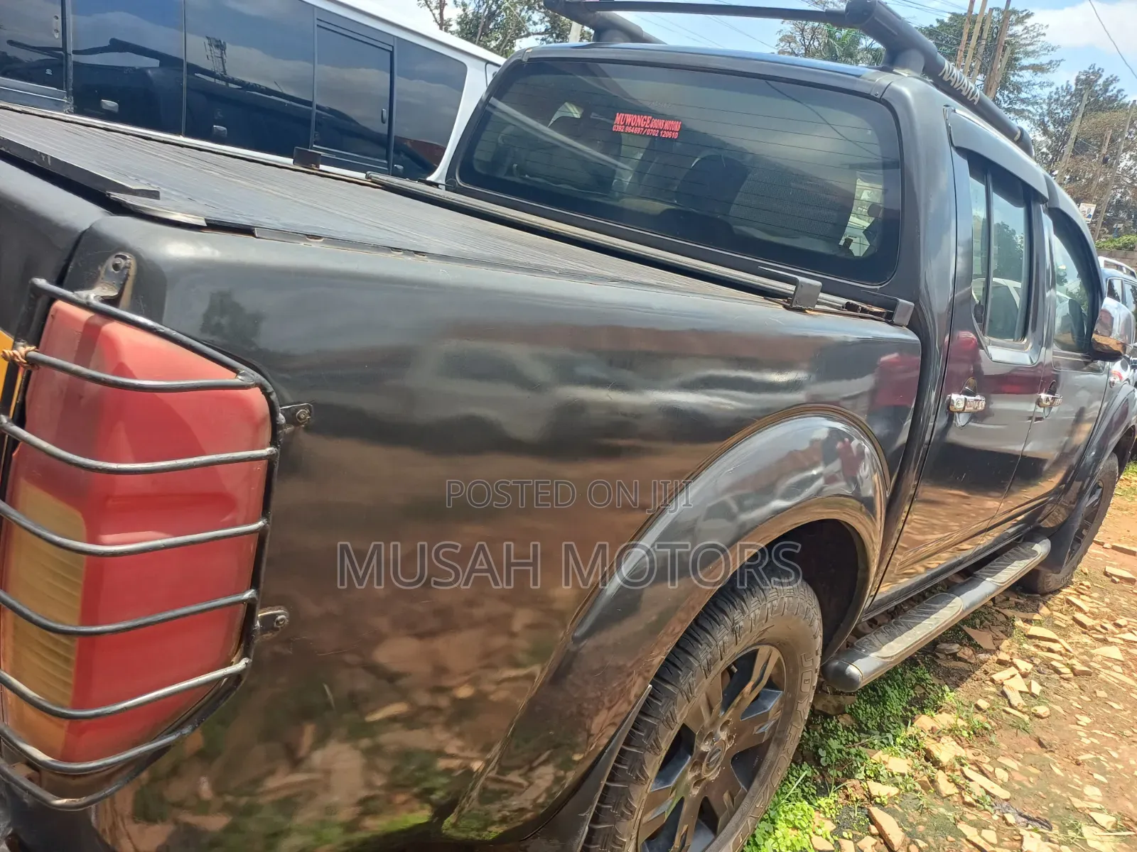 Nissan Navara 2.5 dCi Automatic 2012 Gray