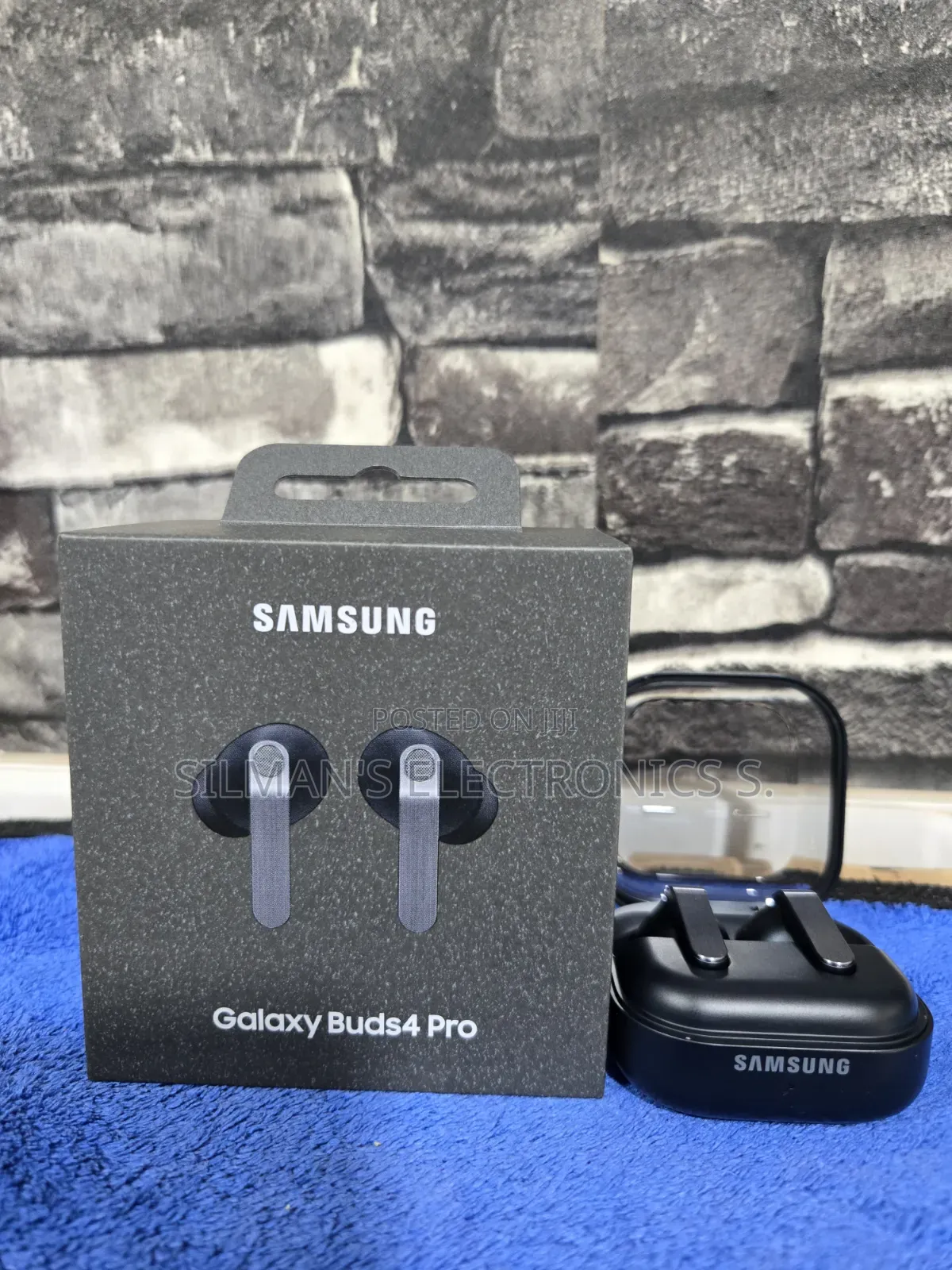Open Box Samsung Galaxy Buds 4 Pro