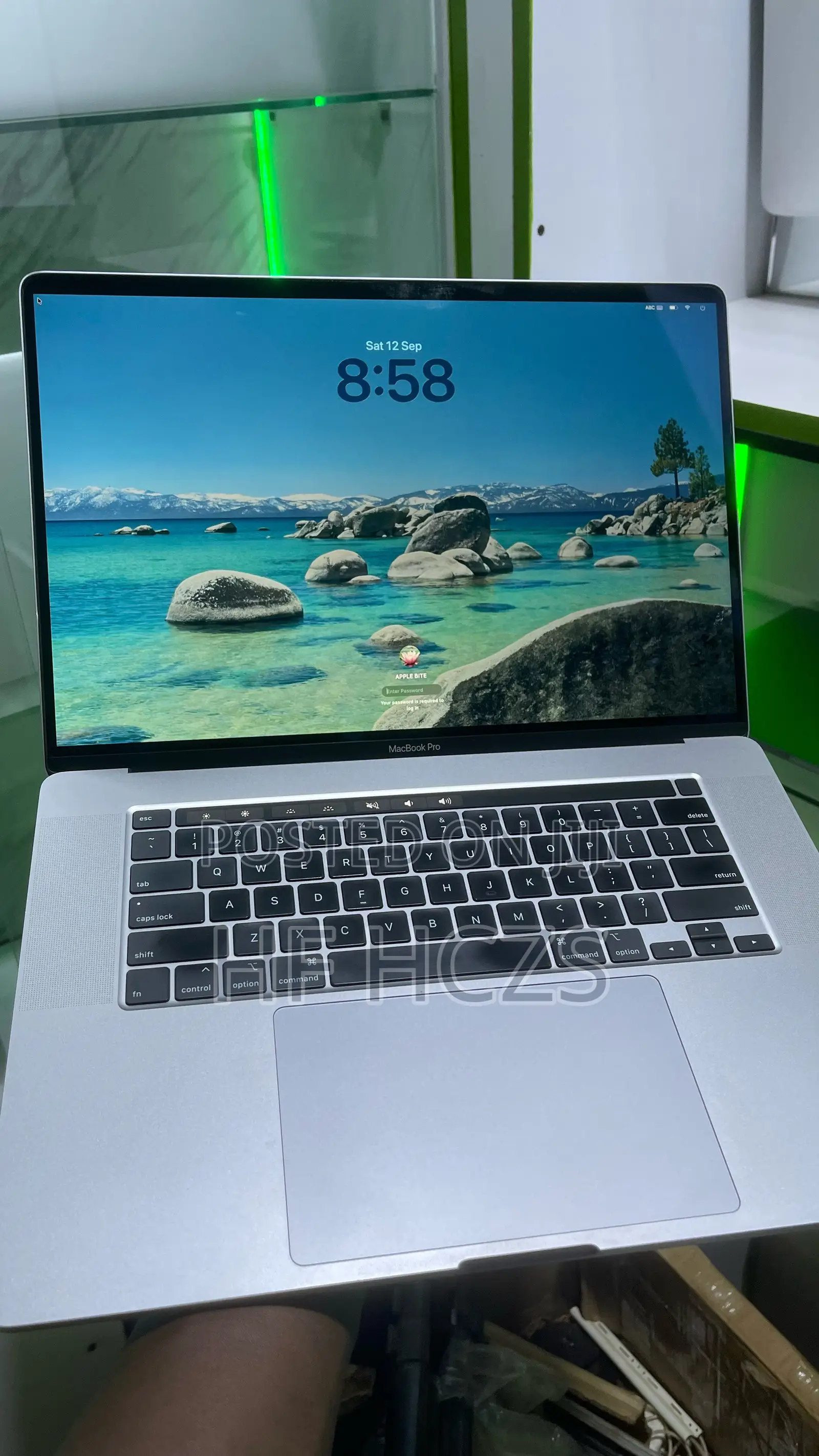 Laptop Apple MacBook Pro 2019 16GB Intel Core i7 SSD 512GB