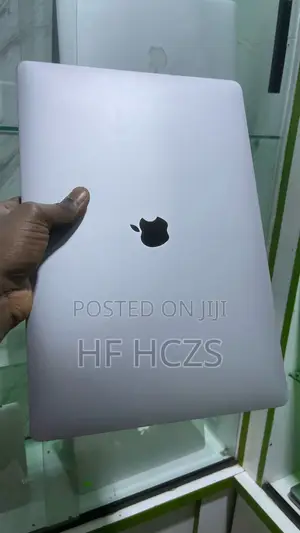 Laptop Apple MacBook Pro 2019 16GB Intel Core i7 SSD 512GB