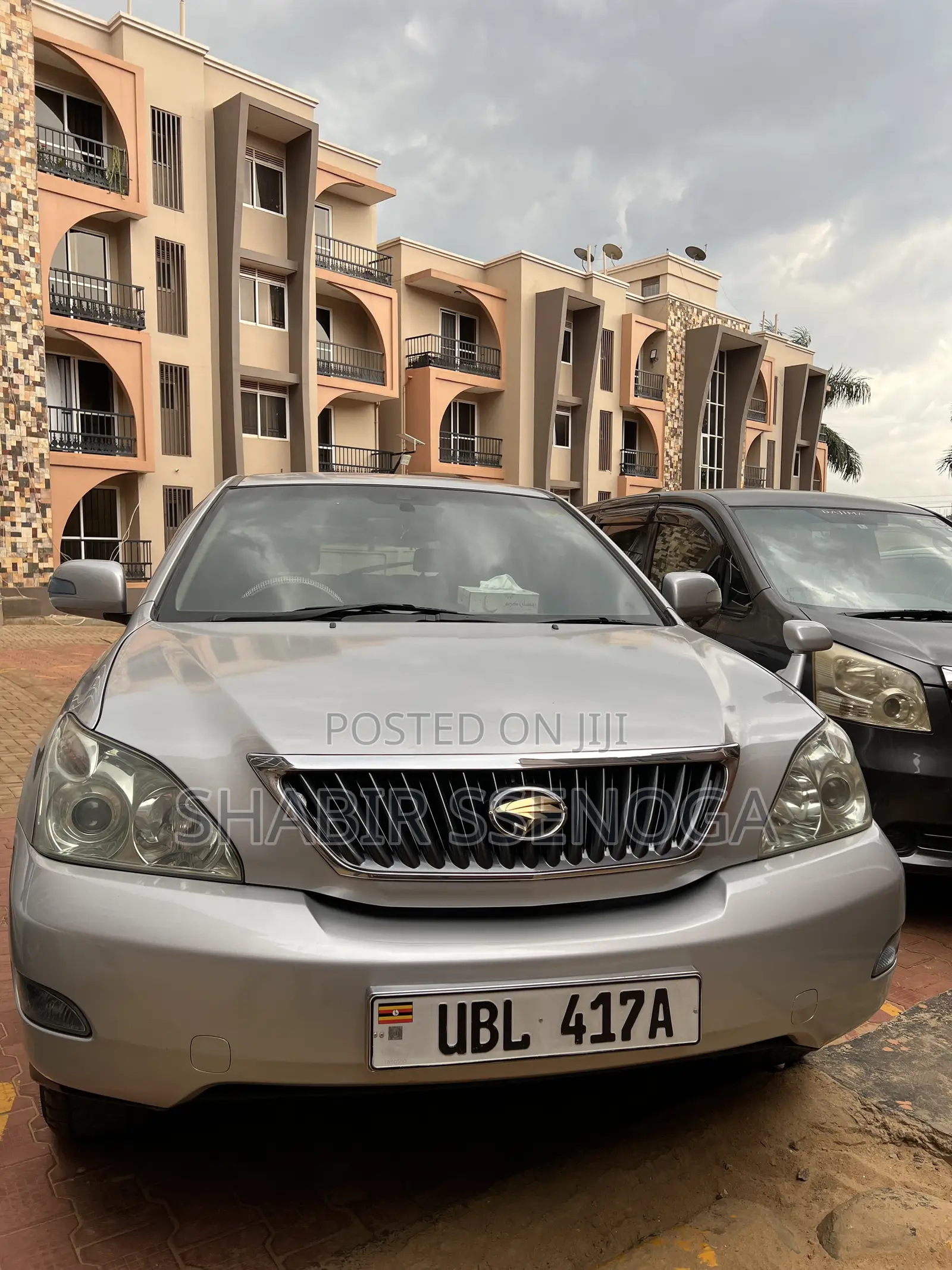 Toyota Harrier 2010 Silver