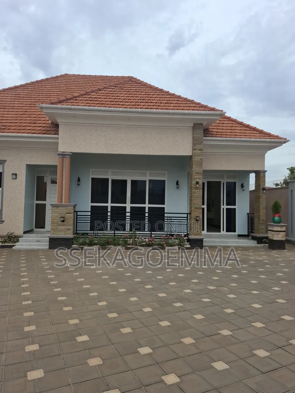 4bdrm Bungalow in Kitende, Ssisa for sale