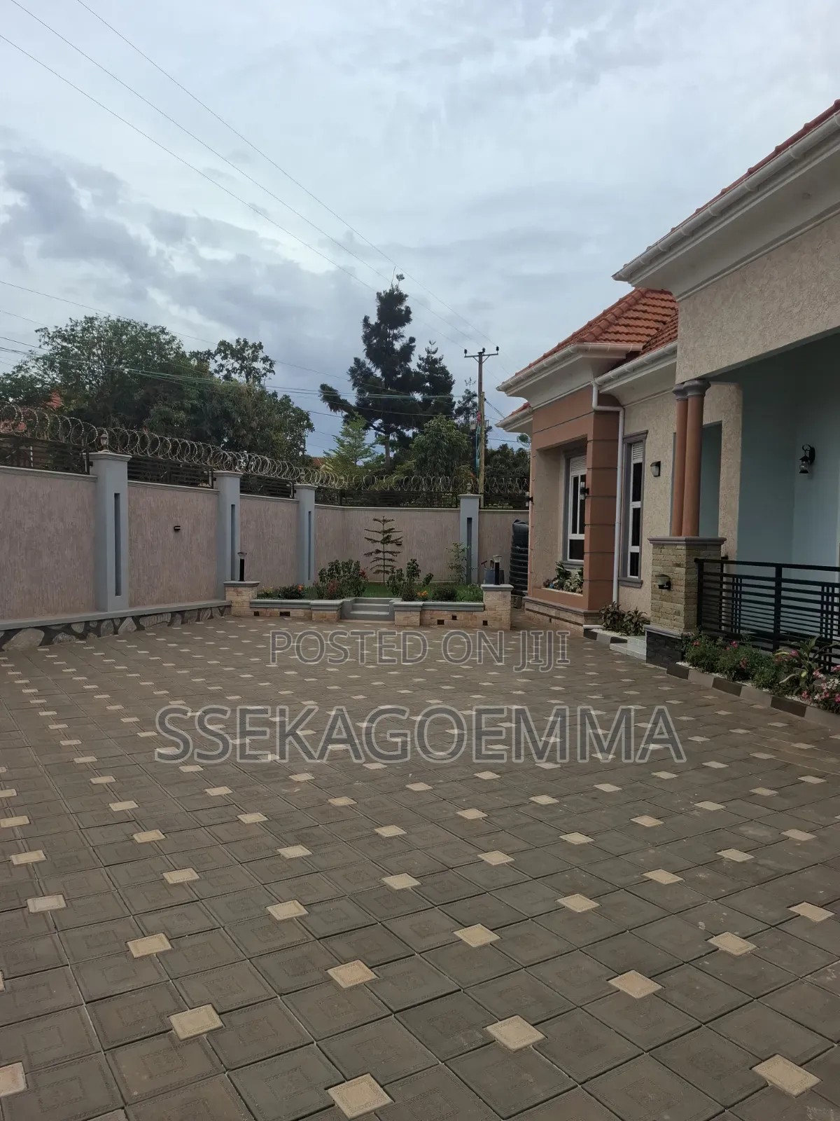 4bdrm Bungalow in Kitende, Ssisa for sale