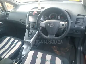 Toyota Auris 2009 Gray