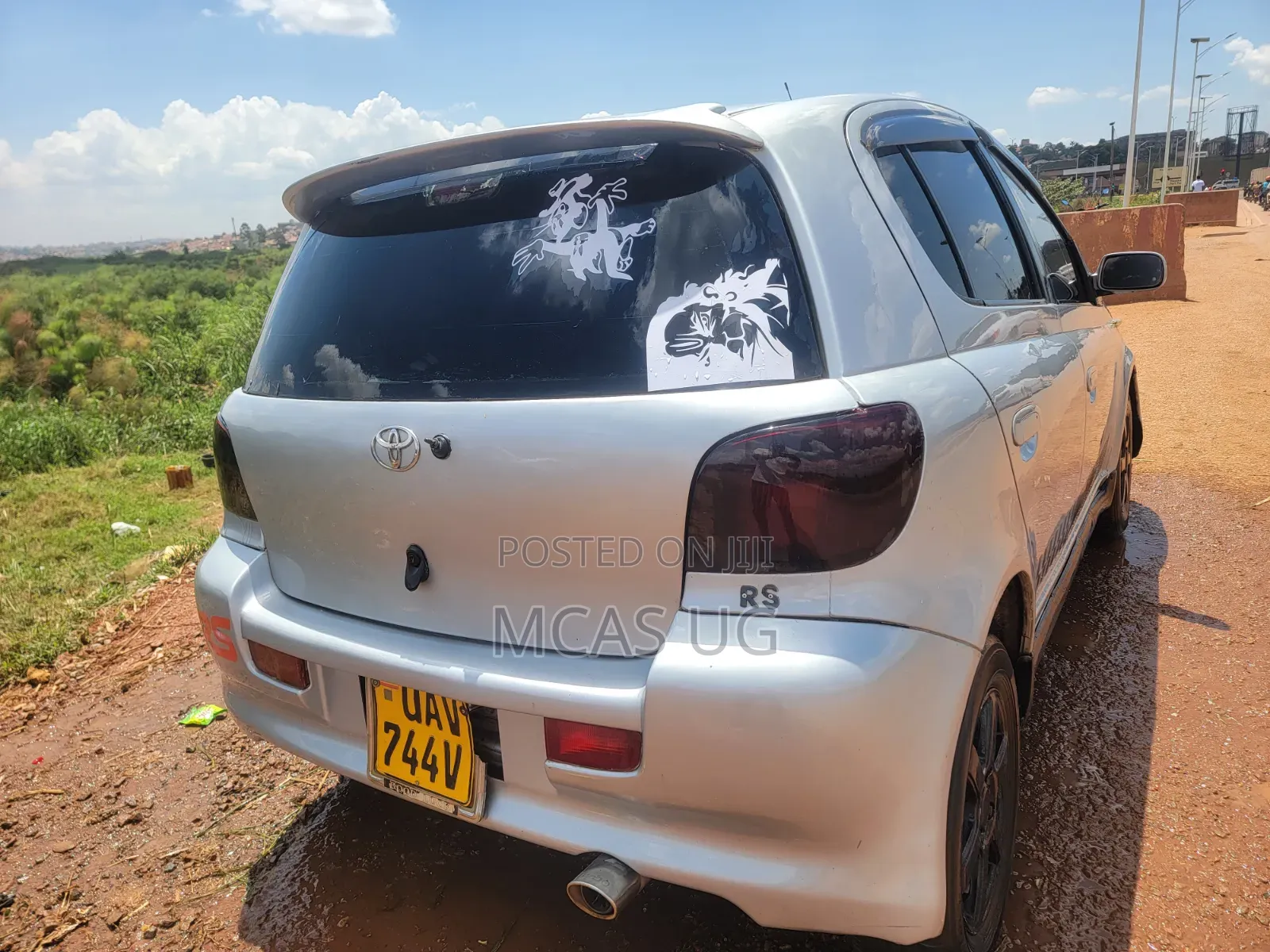 Toyota Vitz 2003 Silver