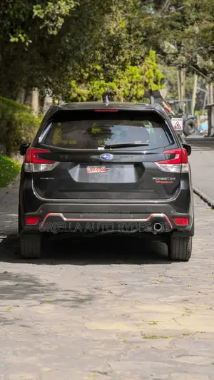 Subaru Forester 2019 Black