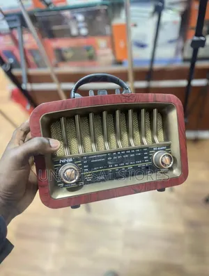 Ago Vintage Radio That'S Both Rechargeable and Battery
