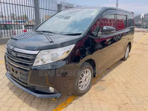 Toyota Noah 2017 Black