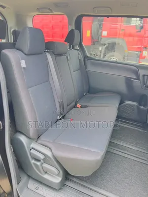 Toyota Noah 2017 Black