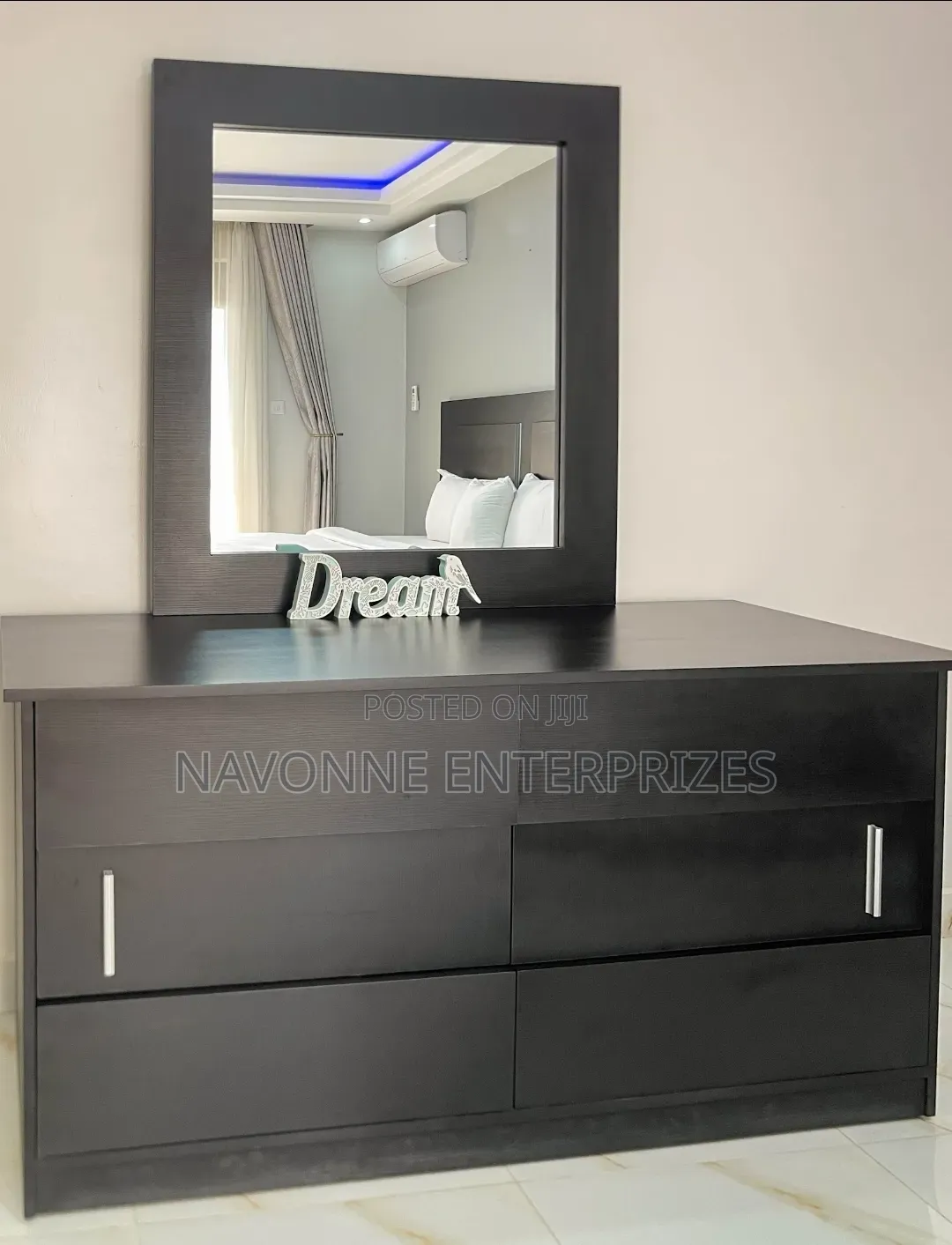Elegant 2-Bedroom Airbnb Suite With Full Kitchen, Pool Gym