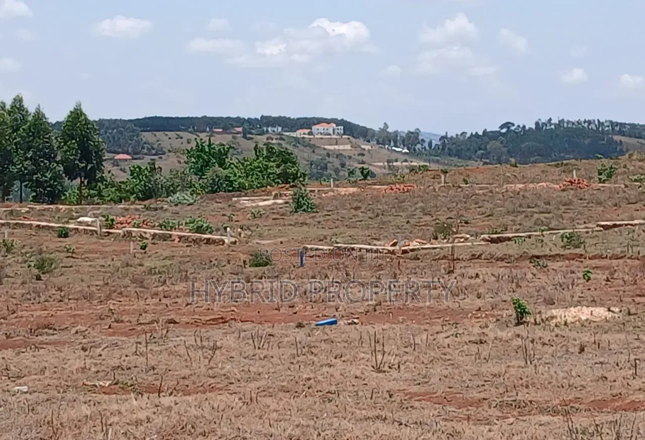 Prime Plots for Sale at Mpigi~Nsamizi Modern Hill View Land Estate.