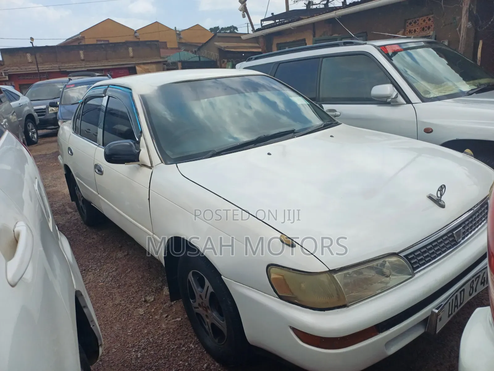 Toyota Corolla 1997 White