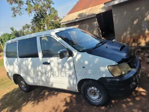 Toyota TownAce Noah 1999 White