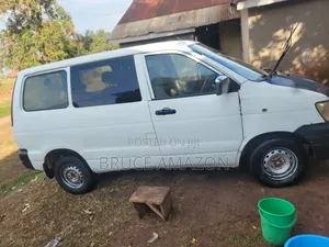 Toyota TownAce Noah 1999 White