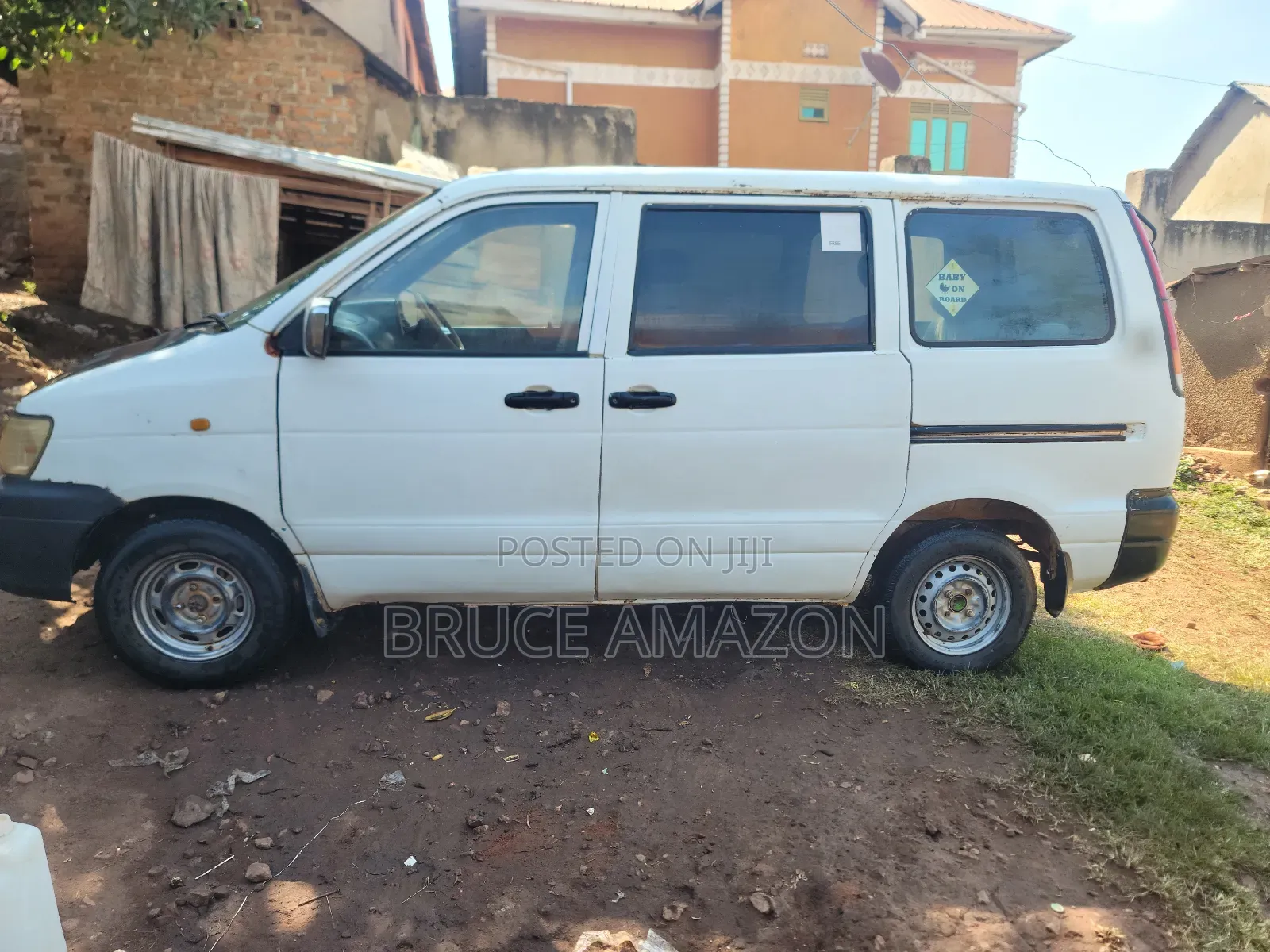 Toyota TownAce Noah 1999 White