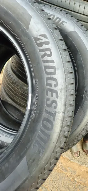 265/55r19 Bridgestone Alenza