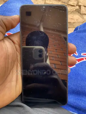 Itel A06 32 GB Black