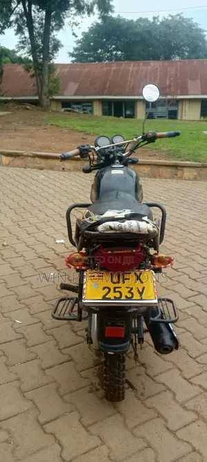Honda Hornet 2024 Black