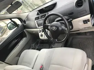 Toyota Passo Sette 2009 Blue