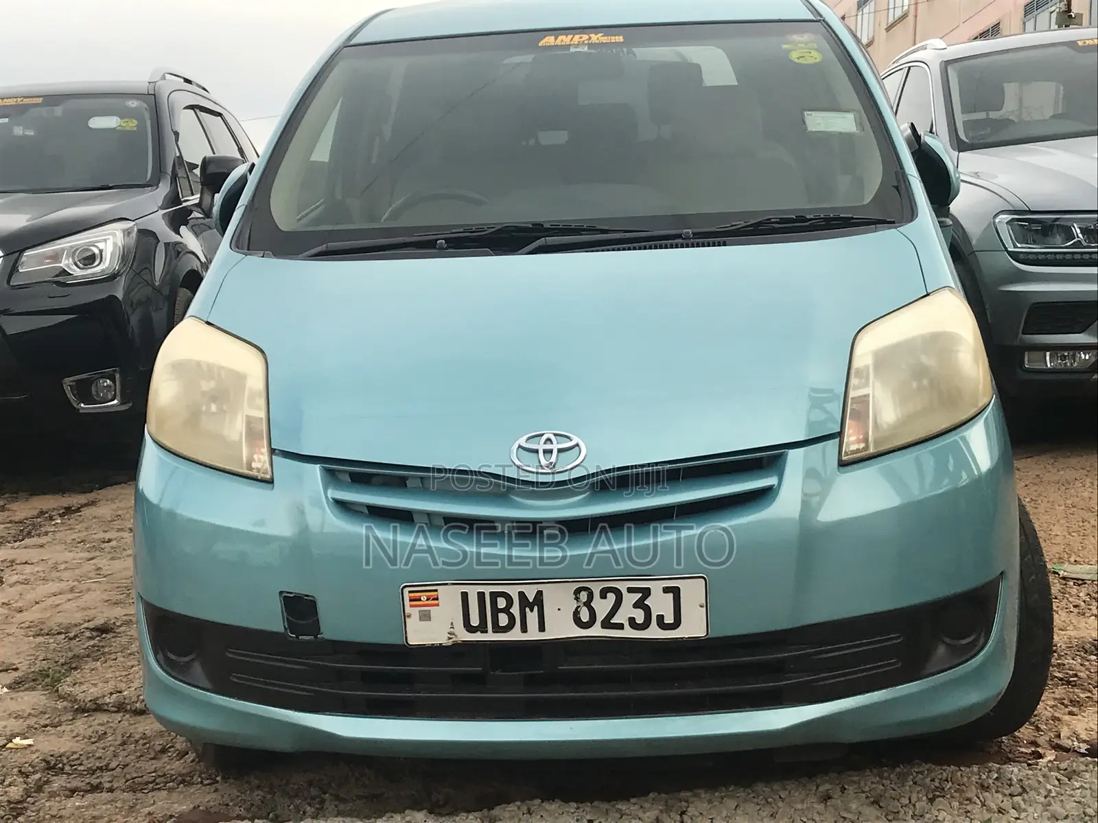 Toyota Passo Sette 2009 Blue