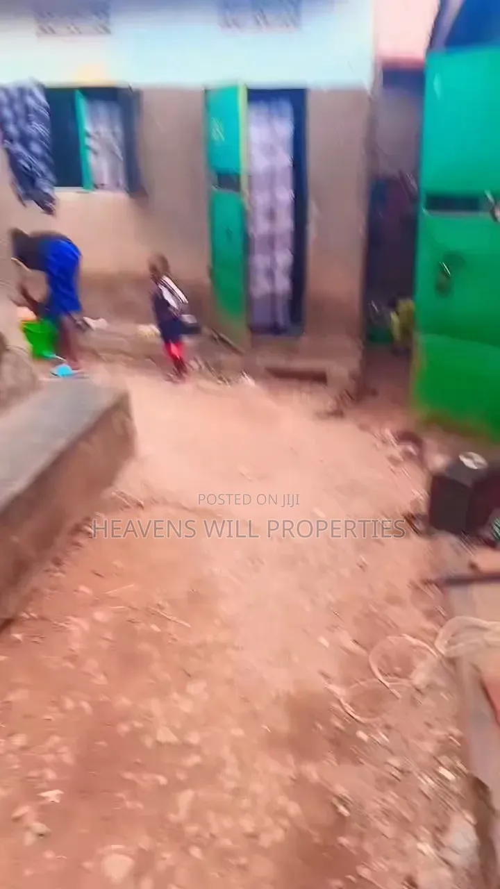 1bdrm House in 8 Single Rooms, Nabweru for sale