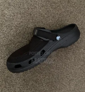 Crocs Yukon Clogs