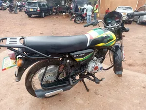 Bajaj CT 125X 2023 Black