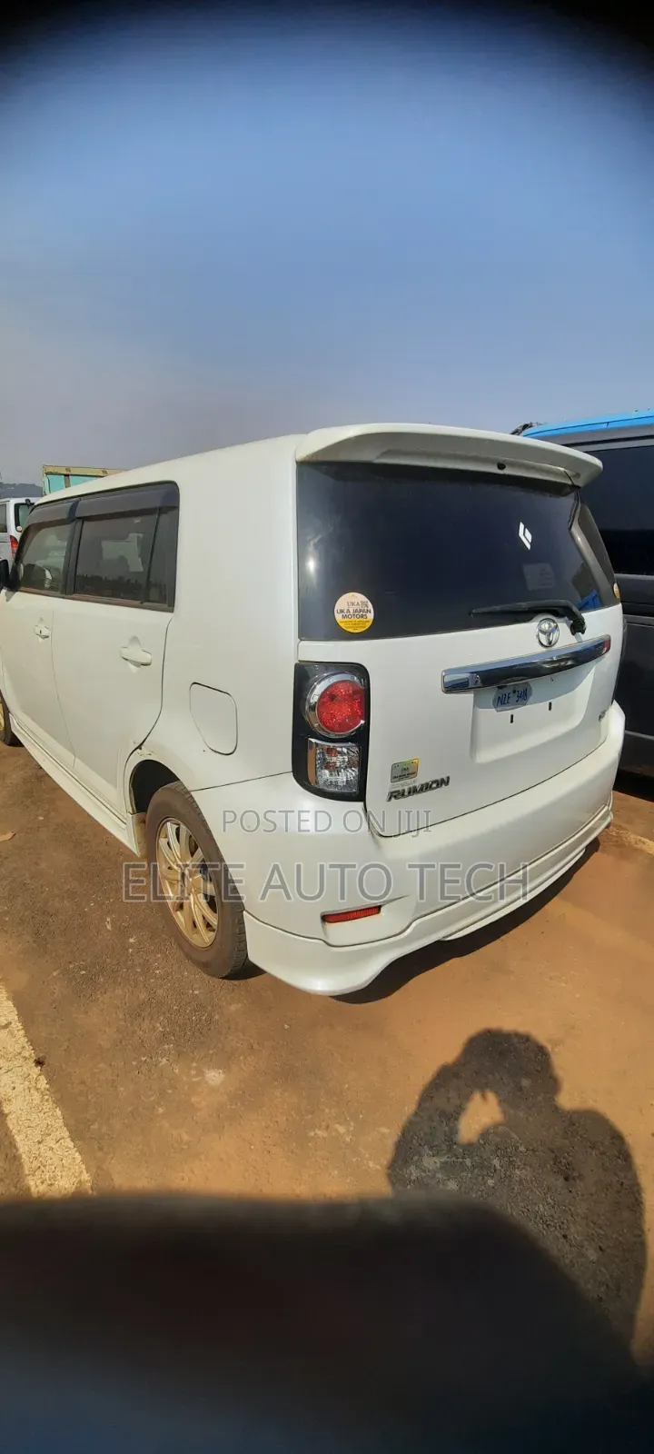 Toyota Corolla Rumion Hatchback 1.8 FWD 2012 White