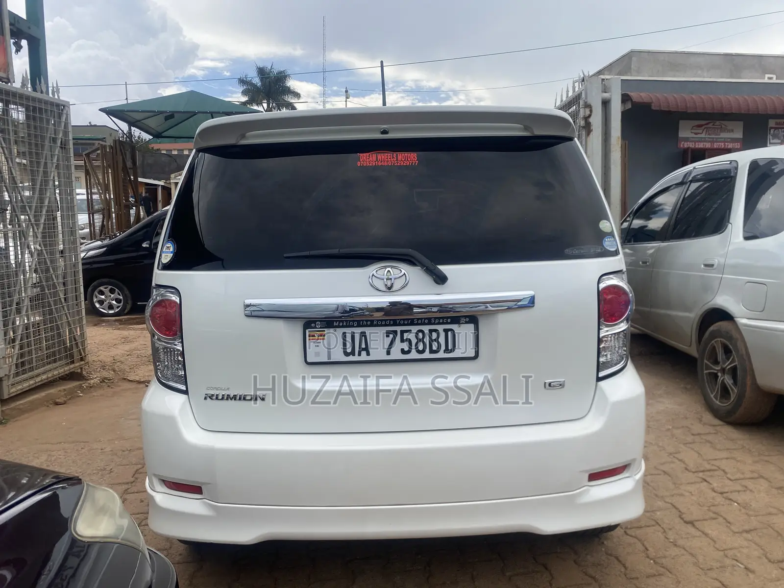Toyota Corolla Rumion 2014 White