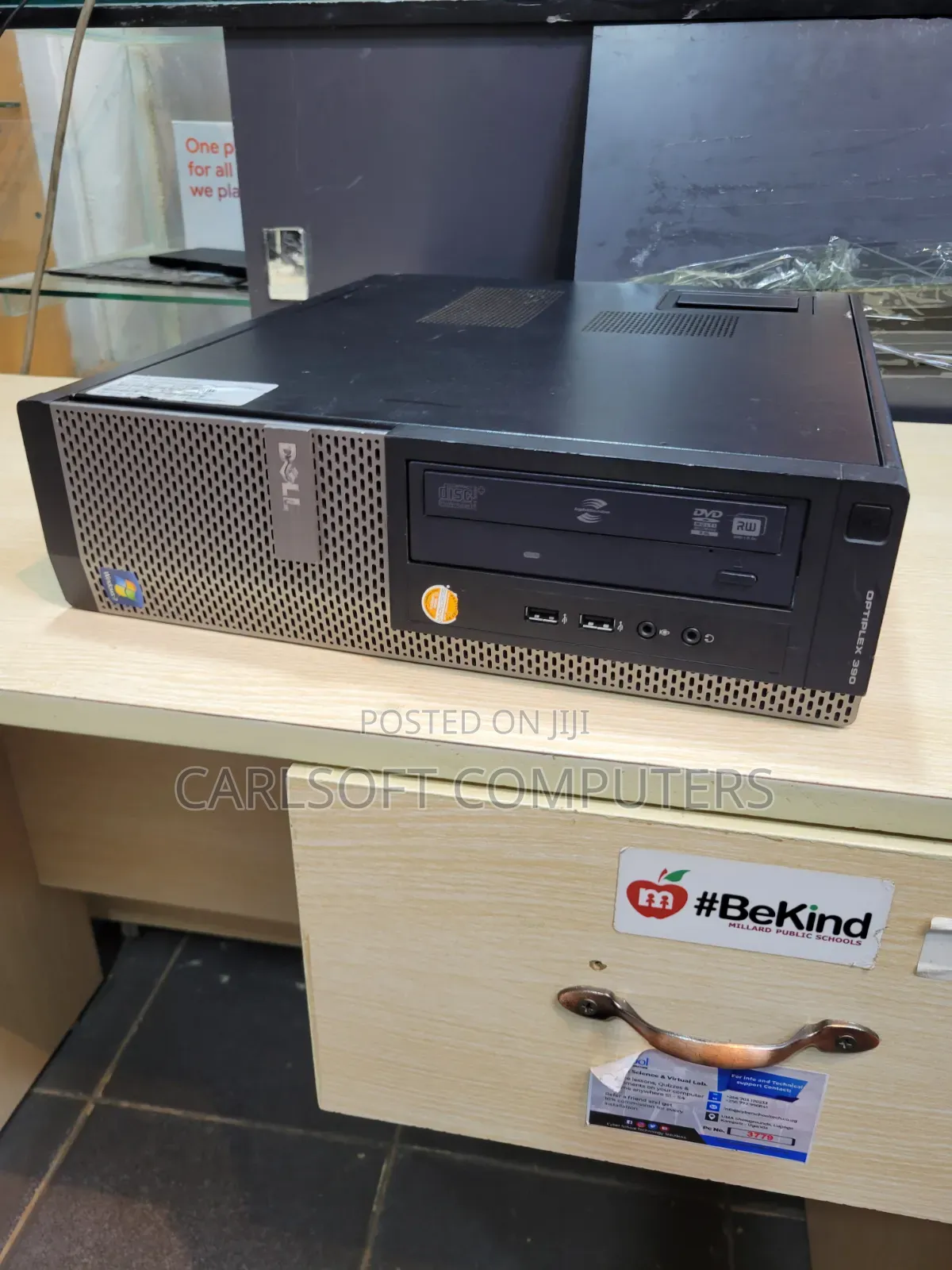 New Desktop Computer Dell OptiPlex 390 4GB Intel Core i3 HDD 500GB