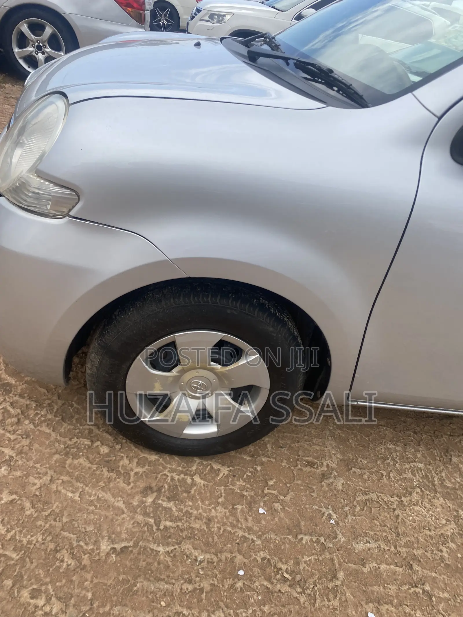 Toyota Sienta 2012 White
