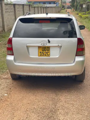 Toyota Corolla Fielder 2002 Silver