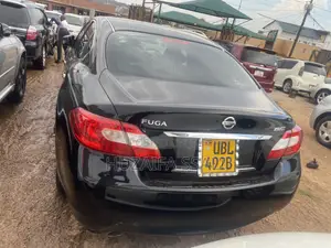 Nissan Fuga 2014 Black