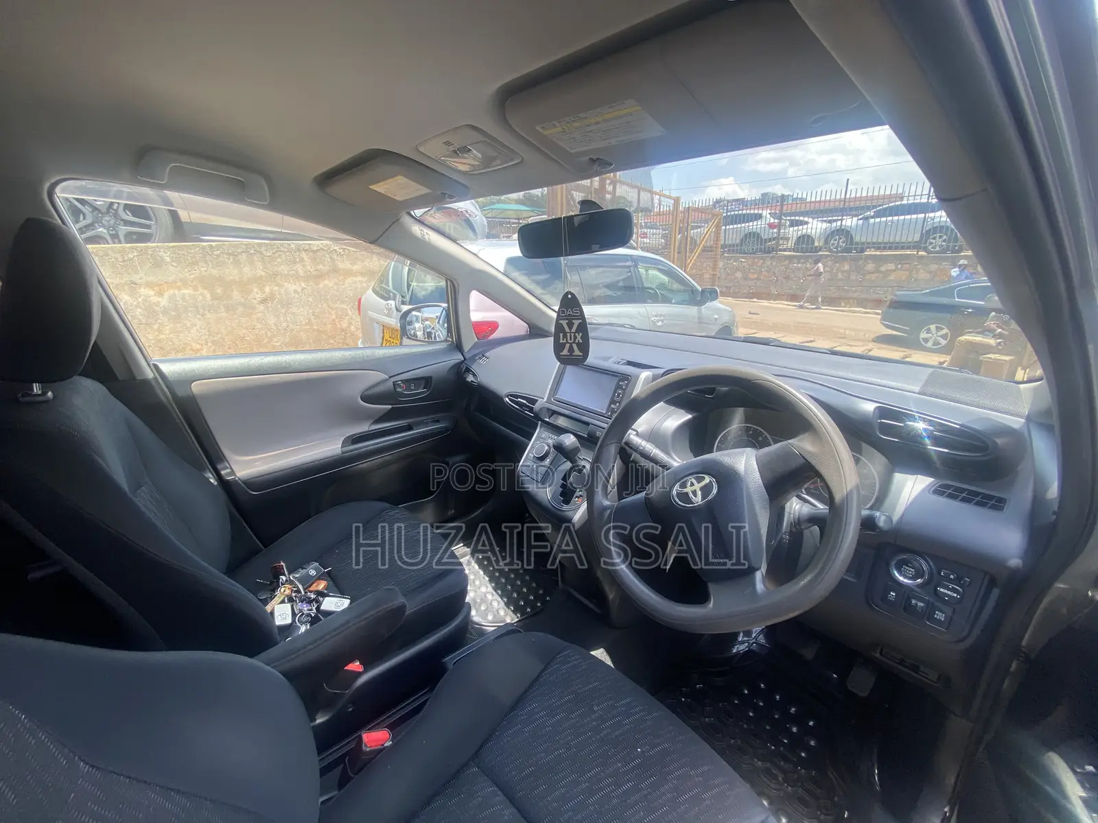 Toyota Wish 2013 Silver