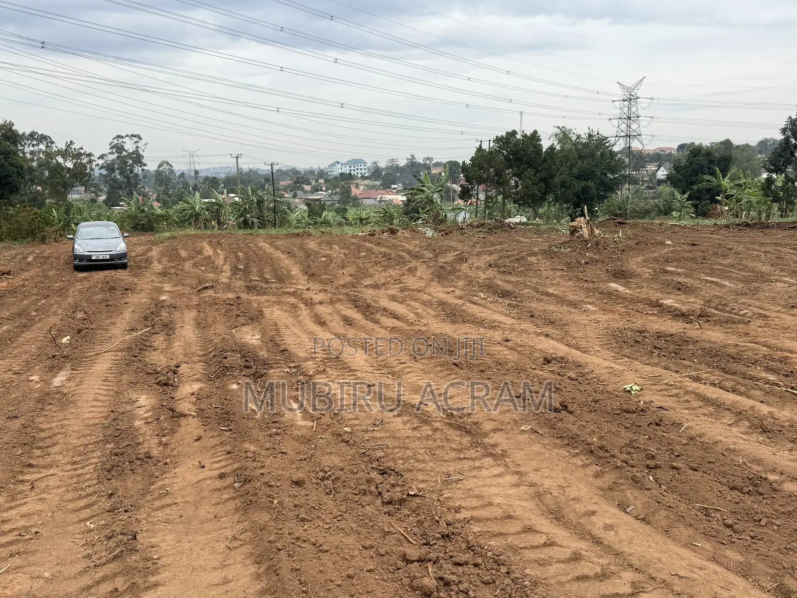 Land in Kawanda 100*50