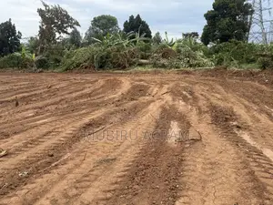 Land in Kawanda 100*50