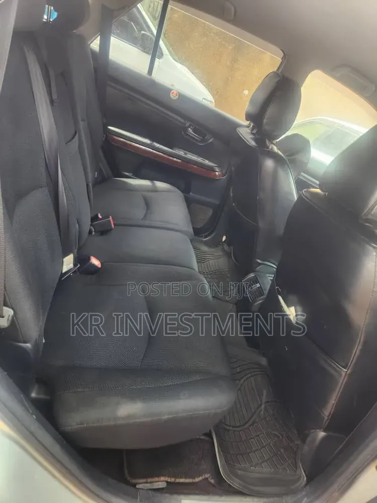 Toyota Harrier 3.0 V6 2005 Silver