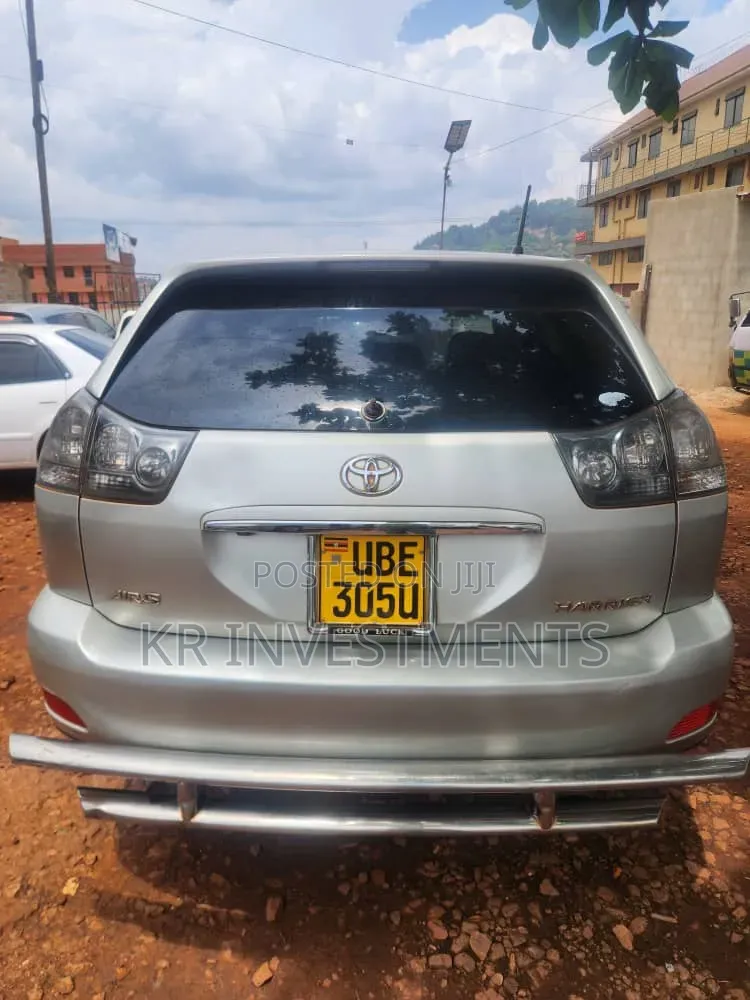 Toyota Harrier 3.0 V6 2005 Silver