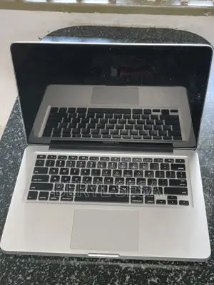 Laptop Apple MacBook 2011 4GB Intel Core i5 HDD 320GB
