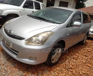 Toyota Wish 2006 Silver