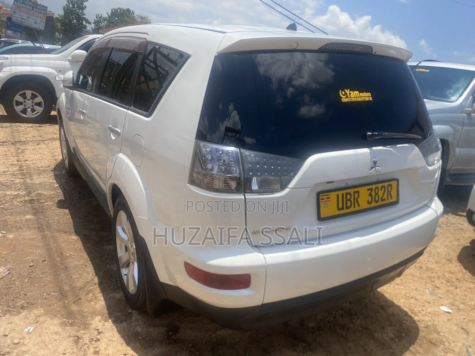 Mitsubishi Outlander 2010 White