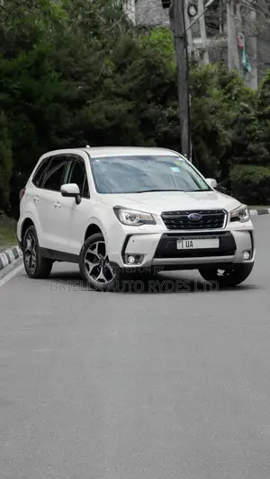 Subaru Forester 2017 Off white