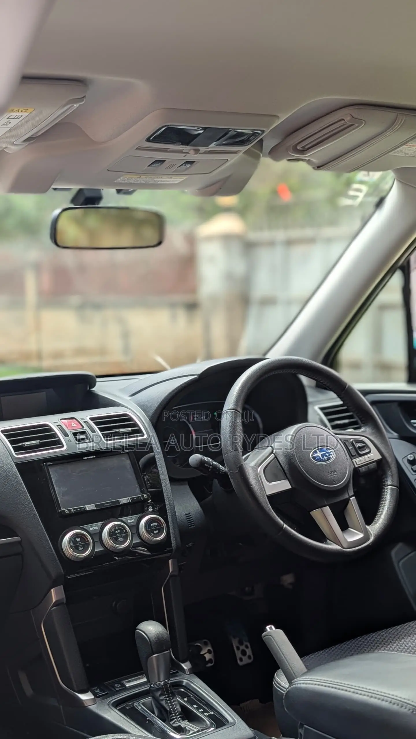 Subaru Forester 2017 Off white